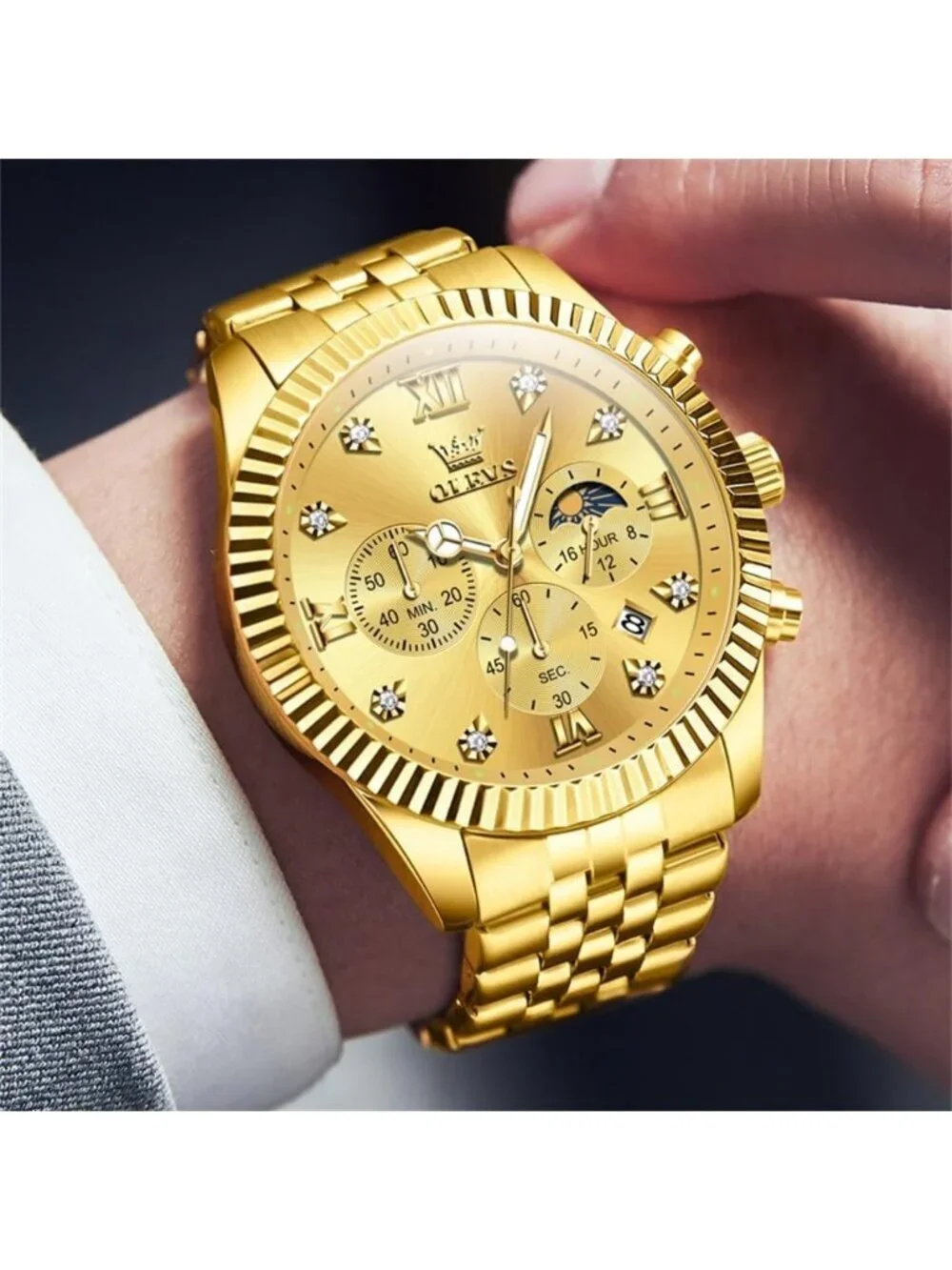 Men's Gold Stainless Steel Band Waterproof Roman Numbers Diamond Classic Watch